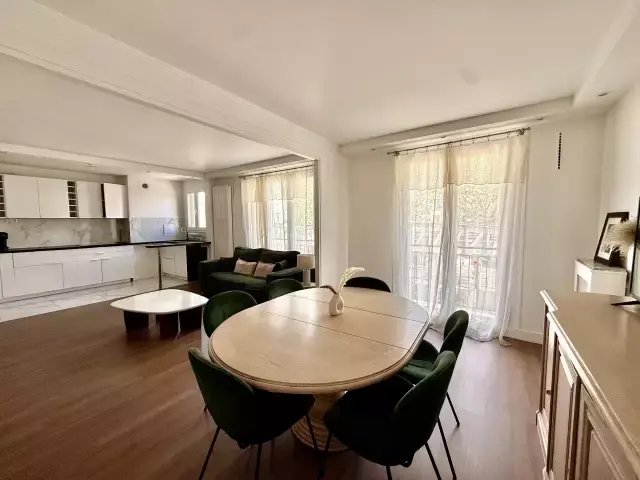Apartment in Grange Aux Belles-Terrage, Paris 10e Arrondissement, Paris 2 - 16115850