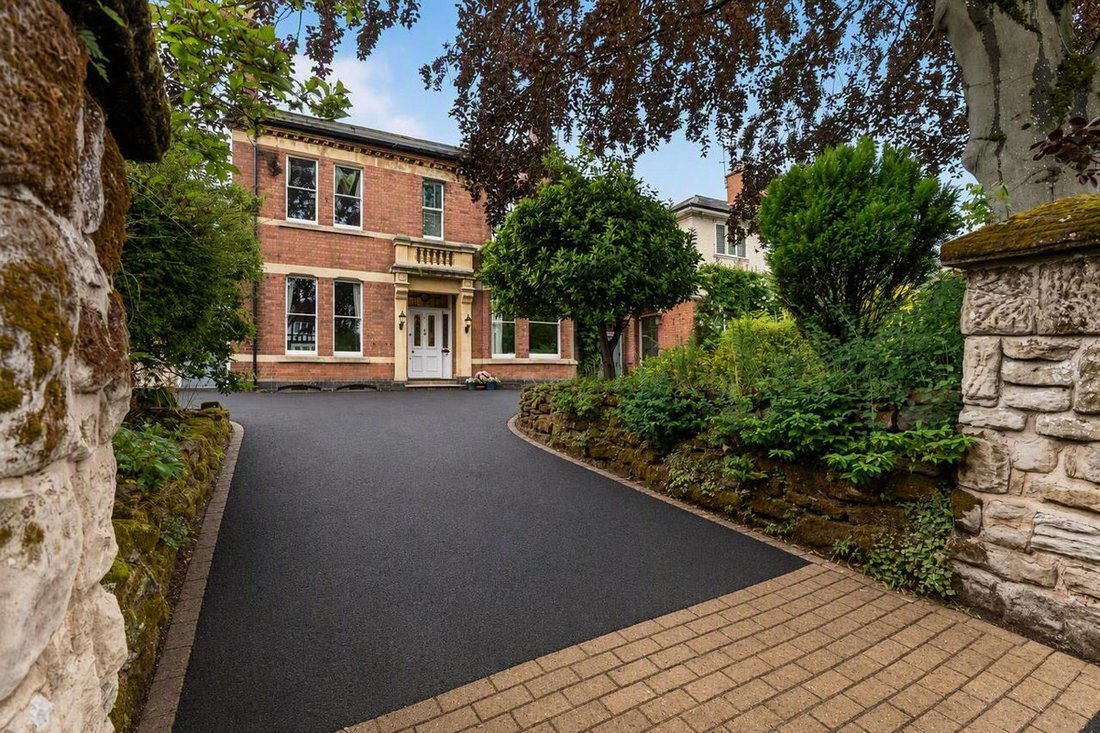 House in Leamington Spa, England 1 - 18248379
