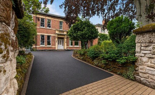 House in Leamington Spa, England 1