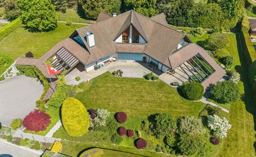 House in Villars-sur-Glâne, Canton of Fribourg, Switzerland 1