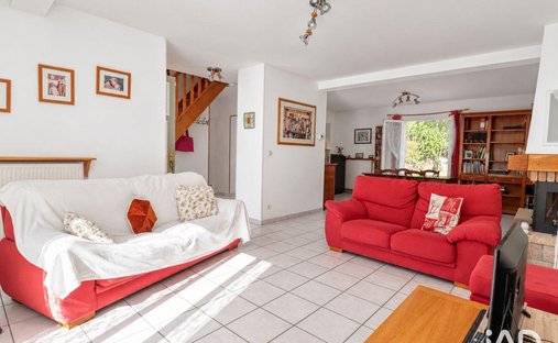 House in Centre Ville Sud Ouest, Bussy-Saint-Georges, France 1