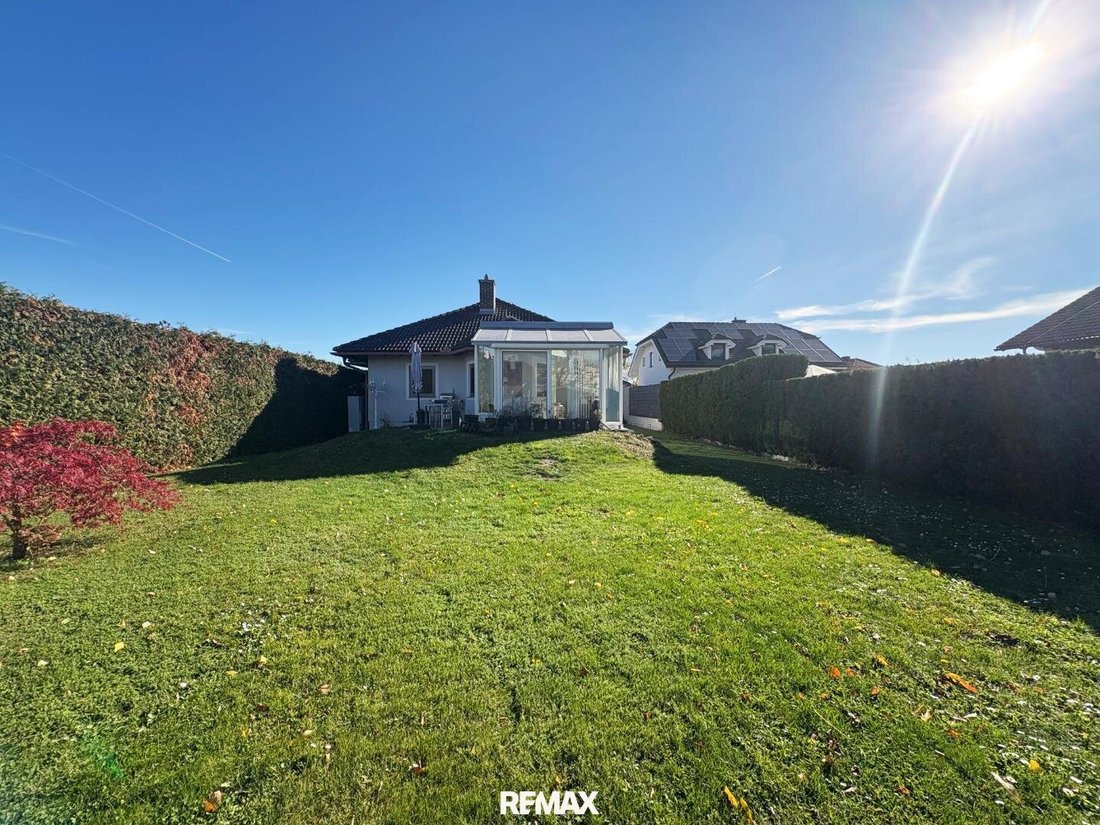 Bungalow in Oberwaltersdorf, Lower Austria, Austria 1 - 18929942