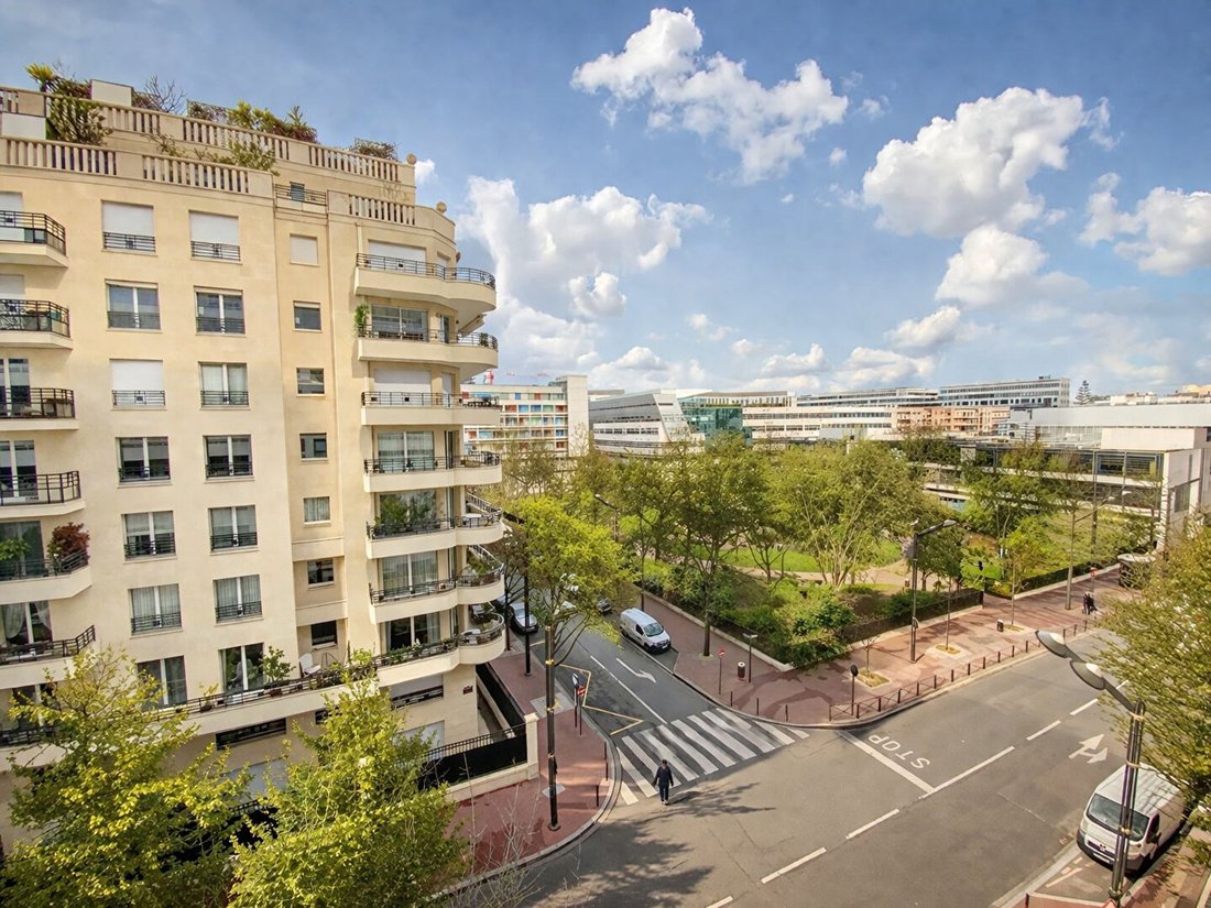 Apartment in Villiers-Cerdan, Levallois-Perret, France 3 - 18929611