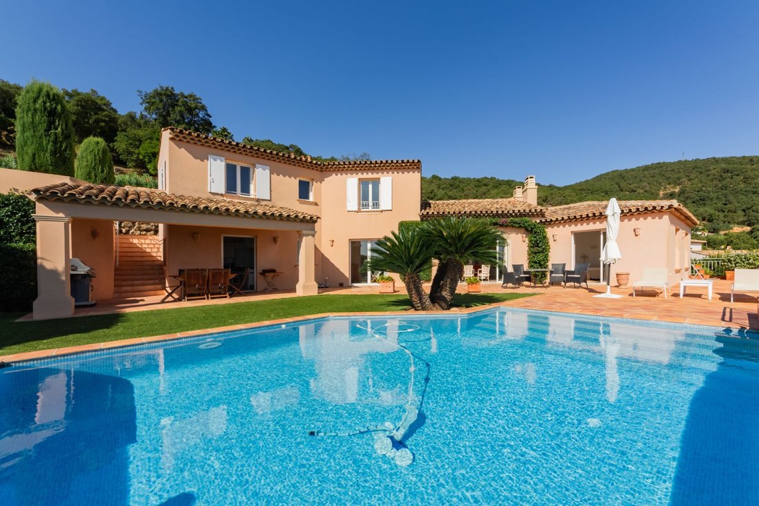 Villa in Ville-Les Saquedes-Le Bouillonnet, Sainte-Maxime, France 3 - 16206765