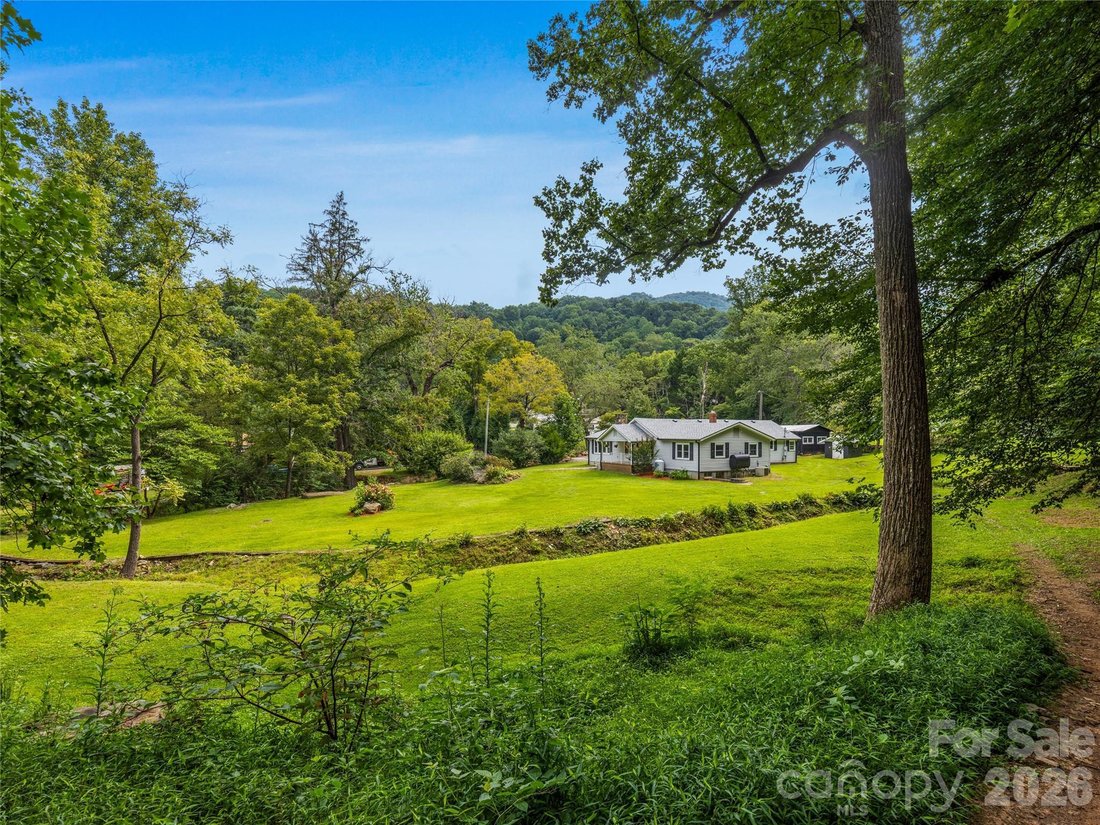 House in Asheville, North Carolina, United States 3 - 18929700