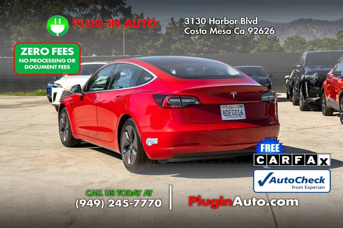 Sedan in Costa Mesa, CA, United States 3 - 18929032