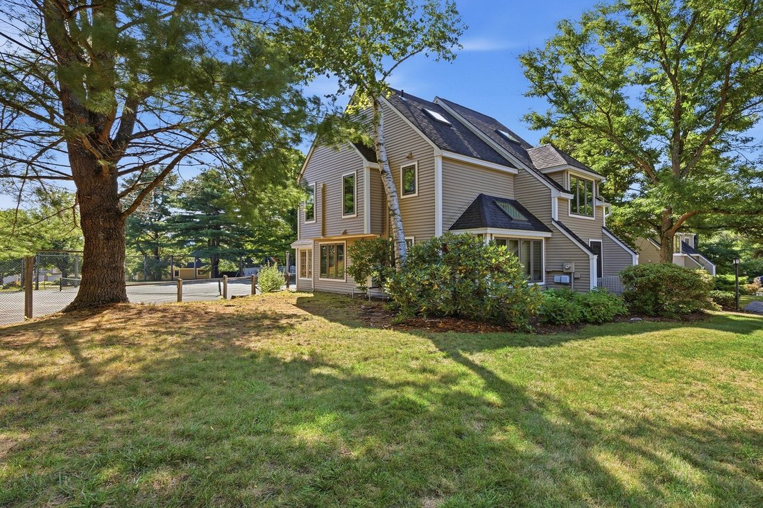 Condo in Laconia, New Hampshire, United States 2 - 18929476