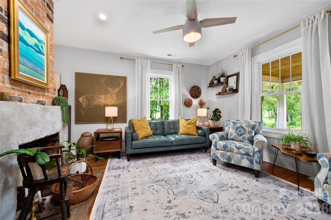 House in Leicester, North Carolina, United States 4 - 18929694