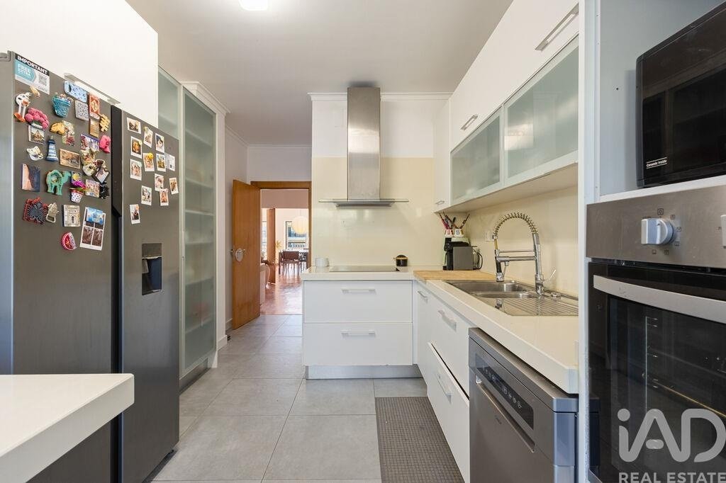 Apartment in Santa Maria, Sao Pedro e Matacaes, Lisbon, Portugal 5 - 18929760