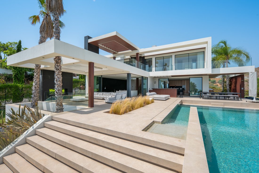 Villa in Benahavis, Andalusia, Spain 2 - 18928957