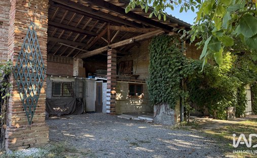 Castelnau-d'Estretefonds, Occitania, France 1