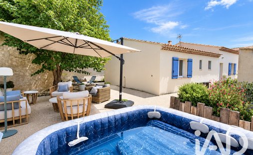 House in Aureille, Provence-Alpes-Côte d'Azur, France 1