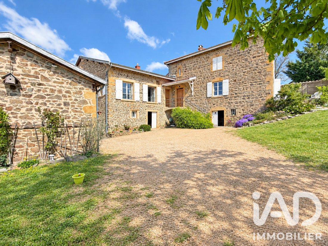 House in Arrondissement of Villefranche-sur-Saône, Auvergne-Rhône-Alpes, France 1 - 18930065