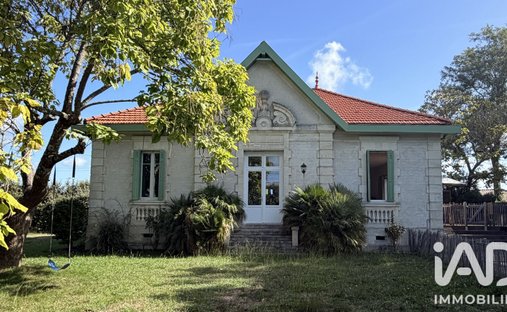 House in Hourtin, Nouvelle-Aquitaine, France 1