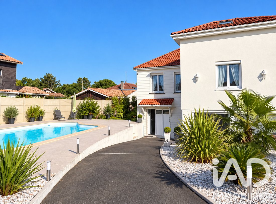 House in Ares, Nouvelle-Aquitaine, France 4 - 18930026