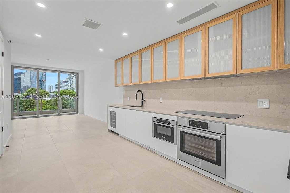 Condo in Miami, Florida, United States 3 - 18929699