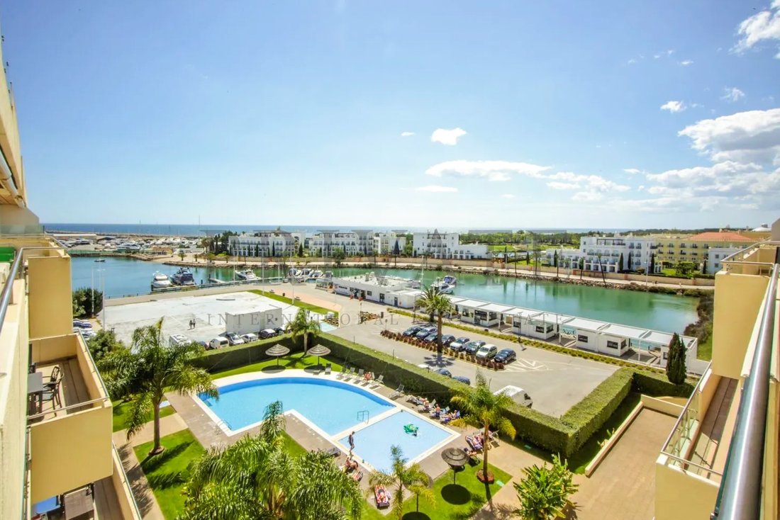 Apartment in Quarteira, Algarve, Portugal 2 - 18929368