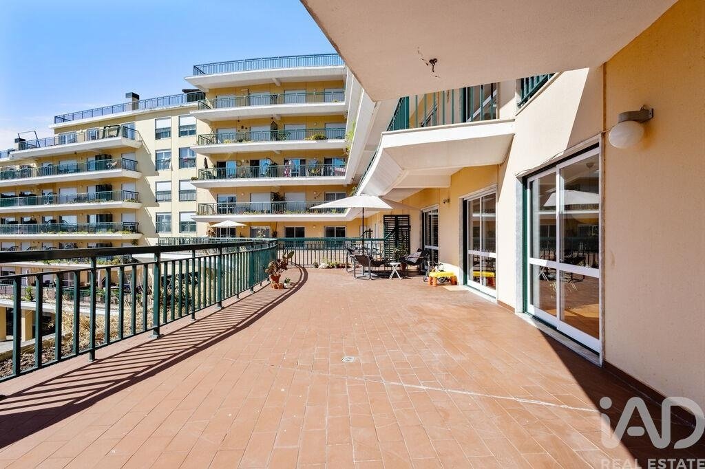 Apartment in Santa Maria, Sao Pedro e Matacaes, Lisbon, Portugal 2 - 18929760