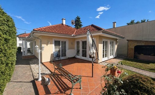 Bungalow in Vienna, Wien, Austria 1