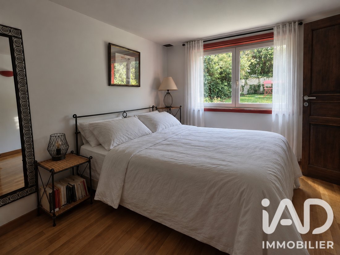 House in Vitry-sur-Seine, Ile-de-France, France 2 - 18930013
