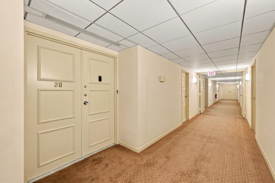 Condo in Swampscott, Massachusetts, United States 5 - 18929527
