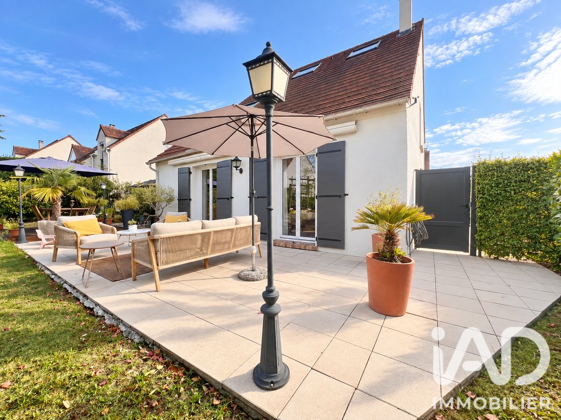 House in Nord Ouest, Lesigny, France 2 - 18930081