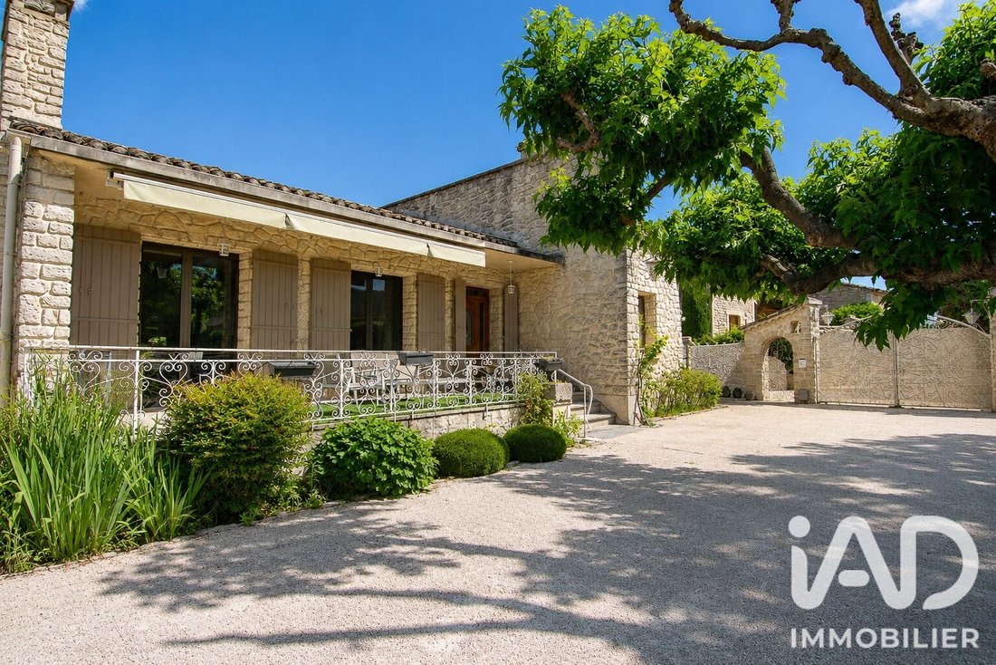 House in Taillades, Provence-Alpes-Côte d'Azur, France 1 - 18930091