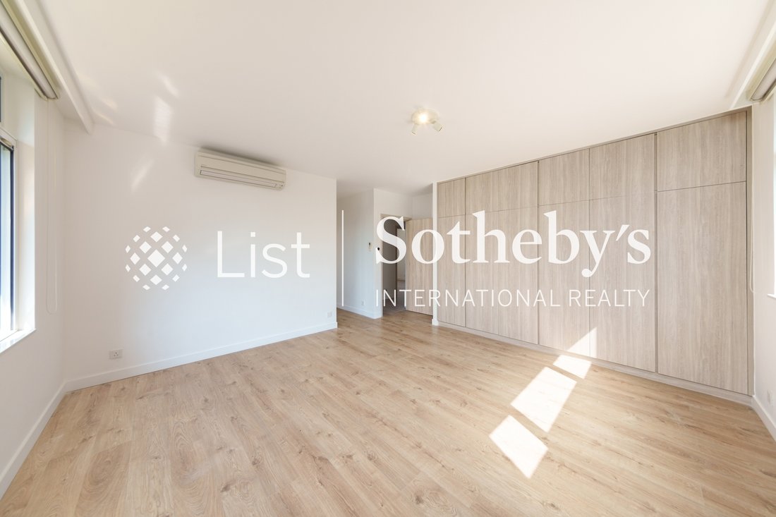 Apartment in Repulse Bay, Hong Kong 5 - 18929484