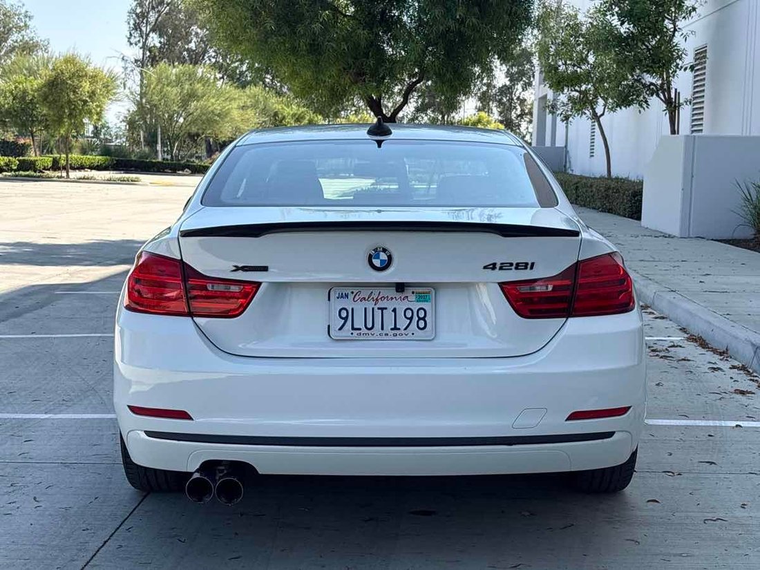 Coupe in Rialto, CA, United States 4 - 18928946
