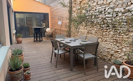 Apartment in Jardins de la Fontaine, Nimes, France 1
