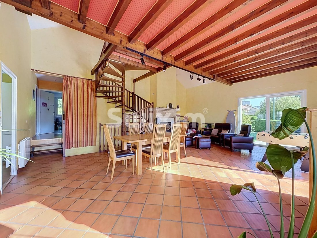 House in Ouest, Gex, France 4 - 18929131