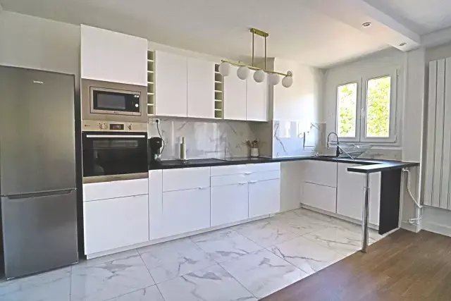 Apartment in Grange Aux Belles-Terrage, Paris 10e Arrondissement, Paris 1 - 16115850
