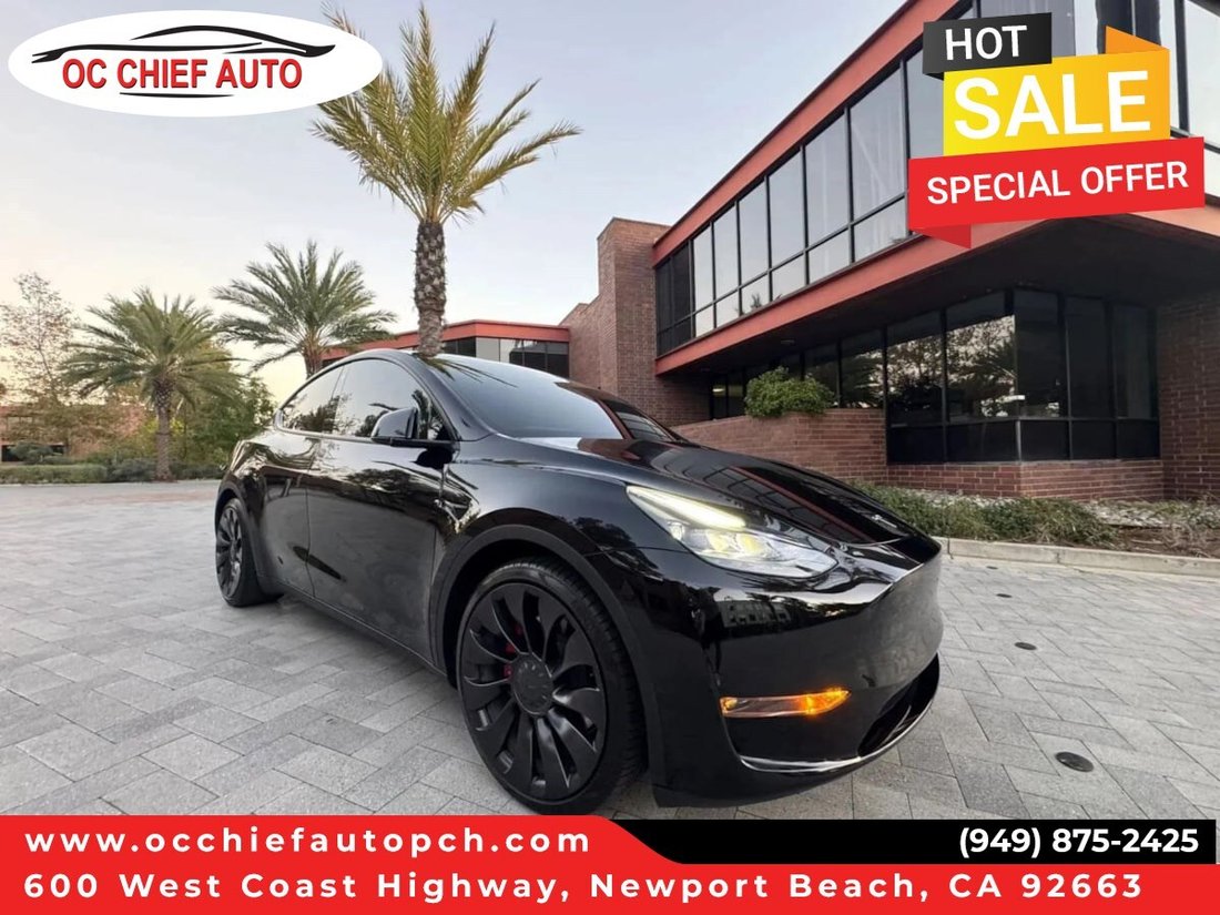 Suv in Newport Beach, CA, United States 1 - 18928941