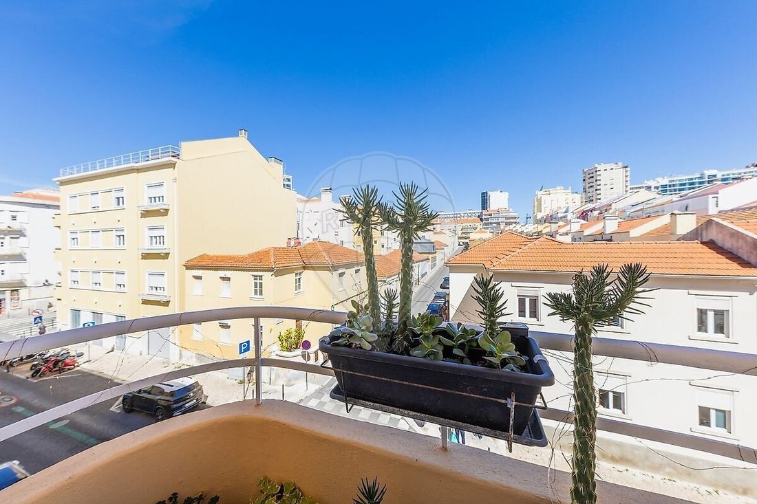 Apartment in Areeiro, Lisbon, Portugal 3 - 18929553
