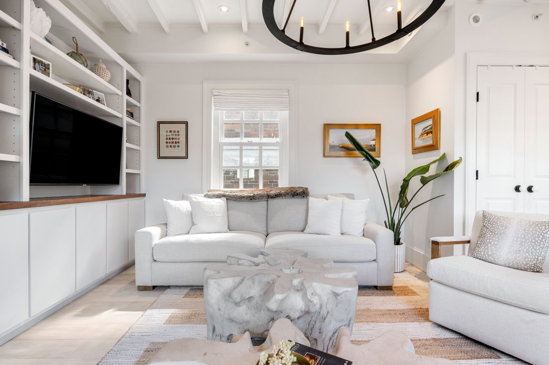 Condo in Boston, Massachusetts, United States 4 - 18929531