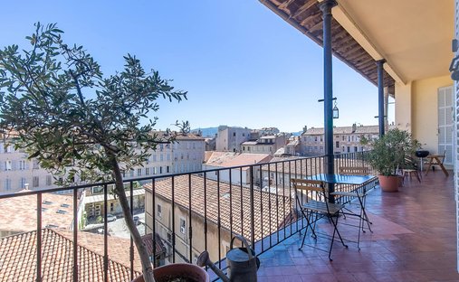 Apartment in Castellane, 6e Arrondissement, Marseille 1