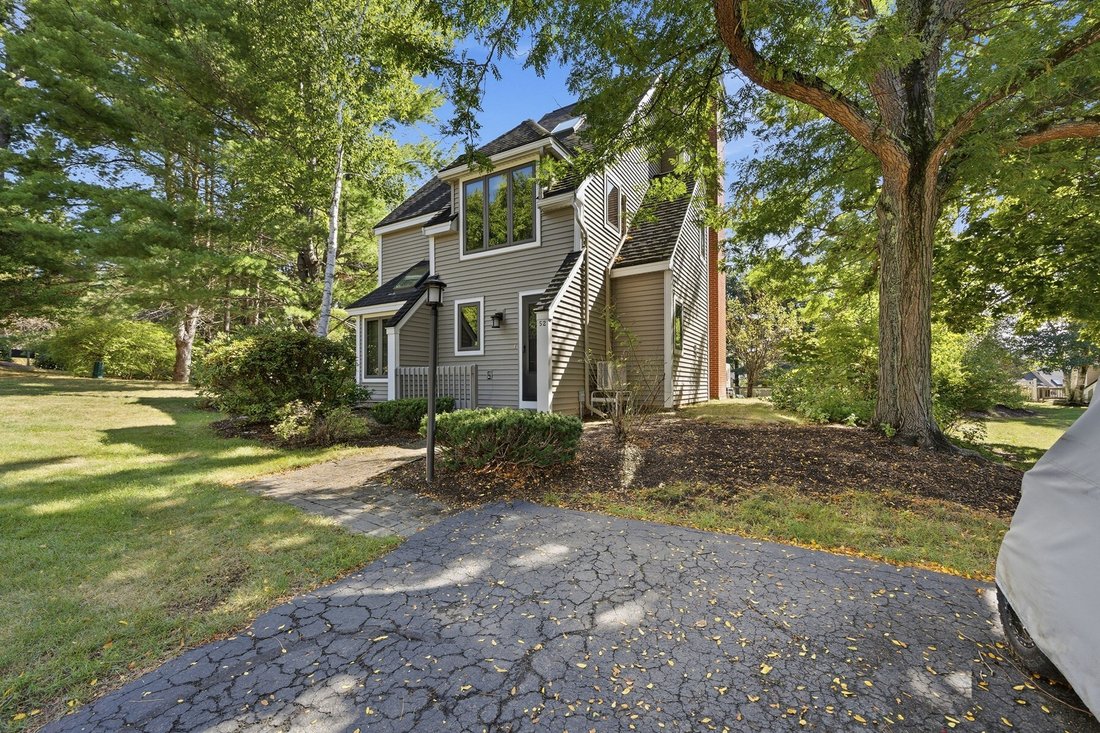 Condo in Laconia, New Hampshire, United States 3 - 18929476