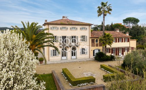 Villa in Centro Storico, Lucca, Tuscany 1