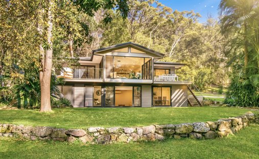 House in Pearl Beach, New South Wales, Australia 1