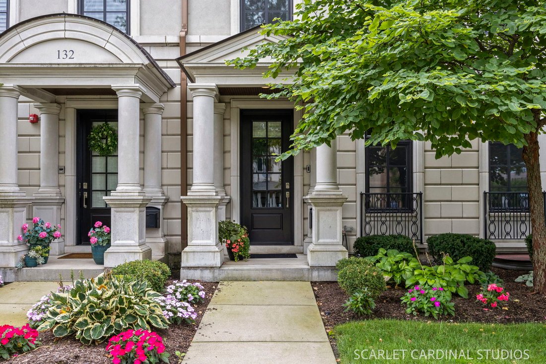 Villa in Naperville, Illinois, United States 2 - 18929808