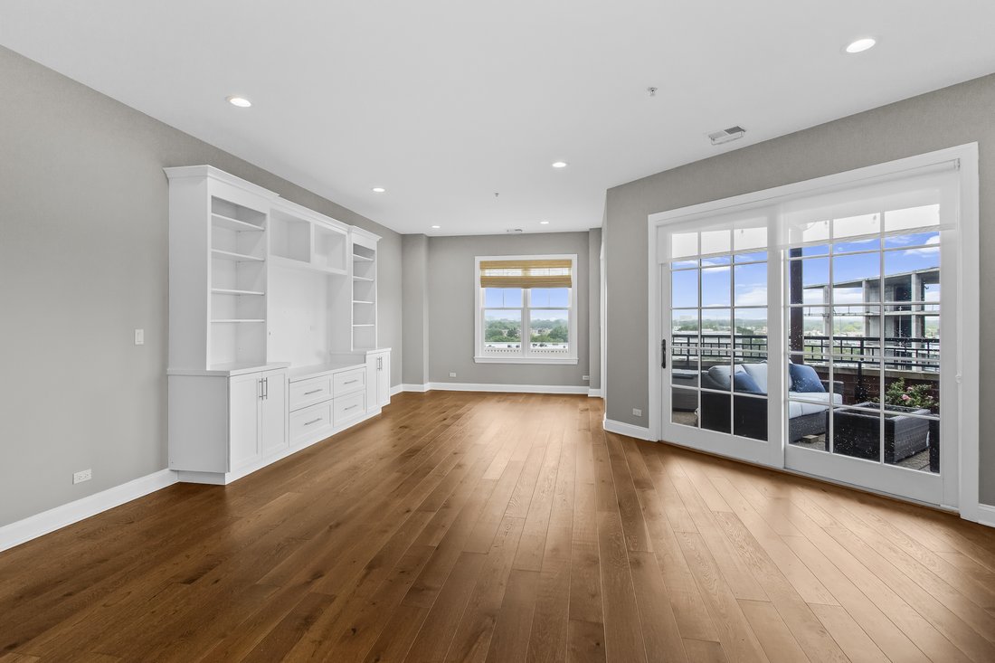 Condo in Skokie, Illinois, United States 5 - 18929826