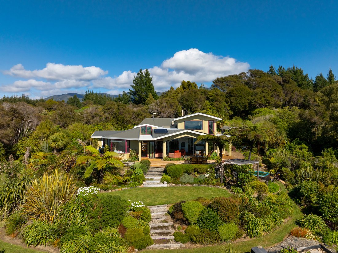 Puramahoi, Tasman, New Zealand 2 - 18929921