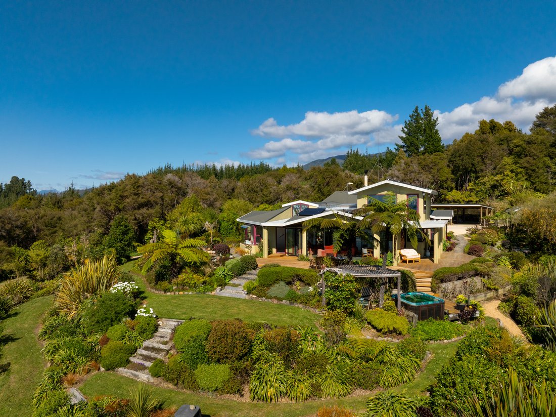 Puramahoi, Tasman, New Zealand 3 - 18929921