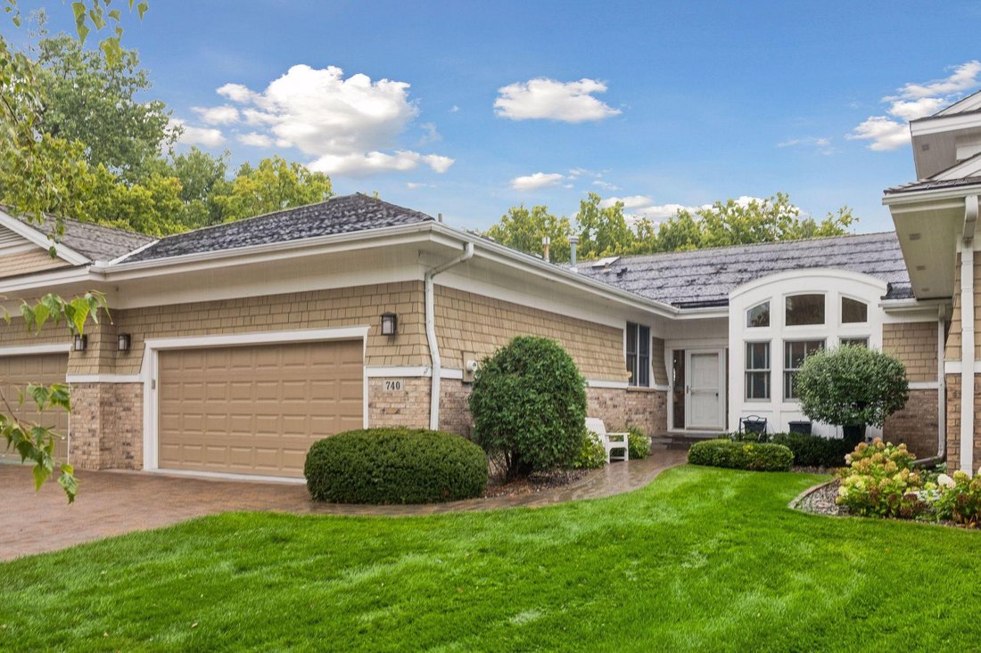 Townhouse in Wayzata, Minnesota, United States 2 - 18929911