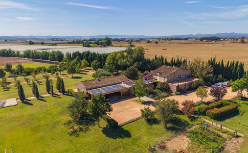 House in Bellcaire d'Emporda, Catalonia, Spain 1