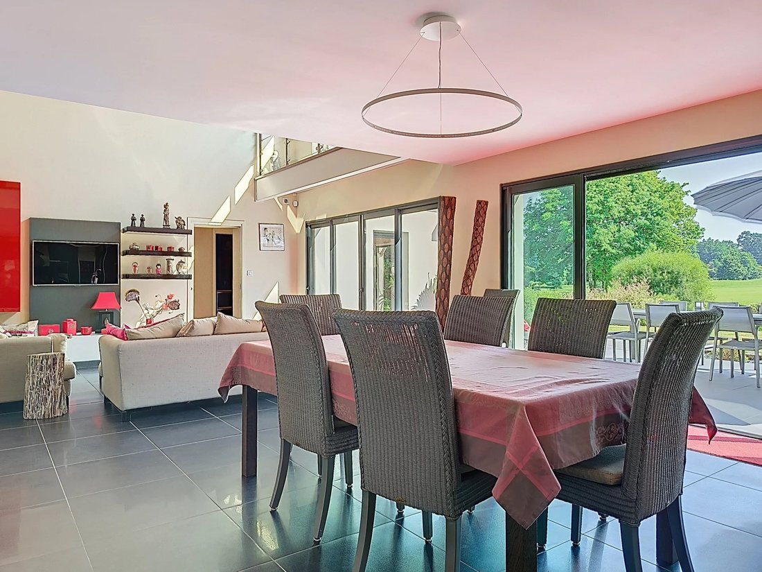 House in Nesmy, Pays de la Loire, France 2 - 18929986