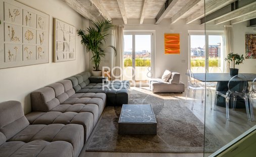 Apartment in Isola, Milan, Italy 1