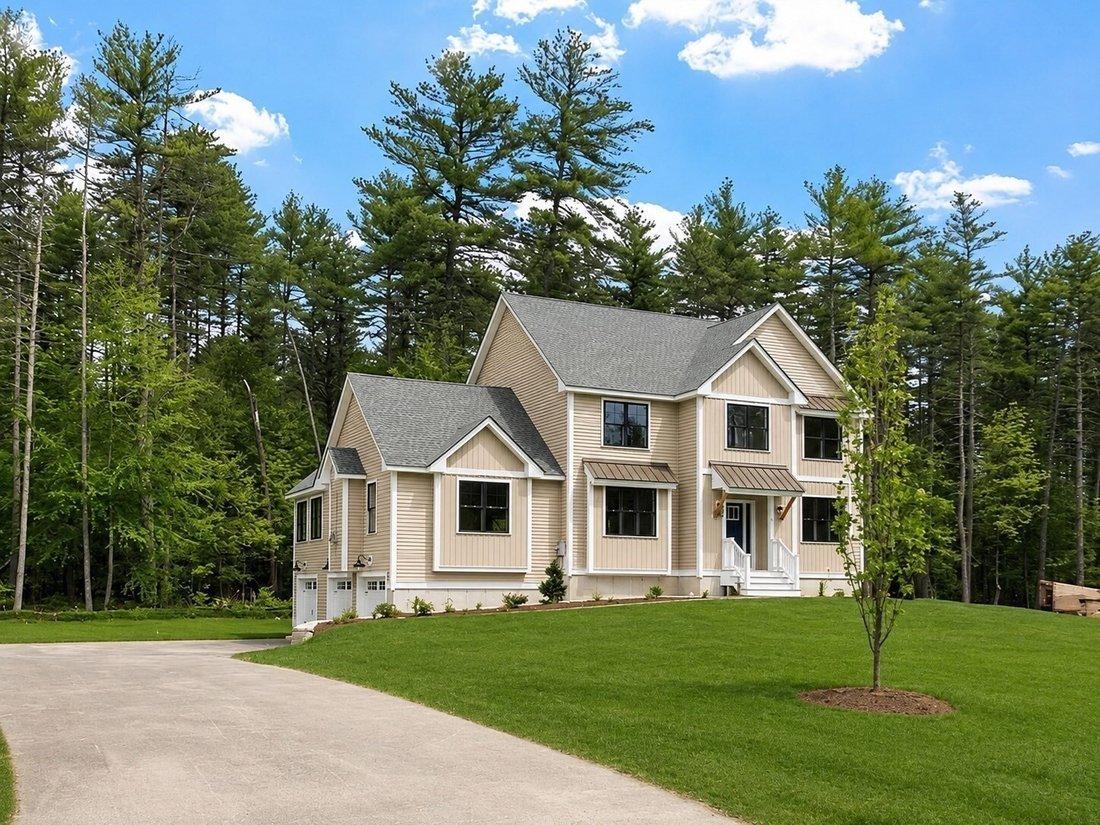 House in Dunstable, Massachusetts, United States 2 - 18014347