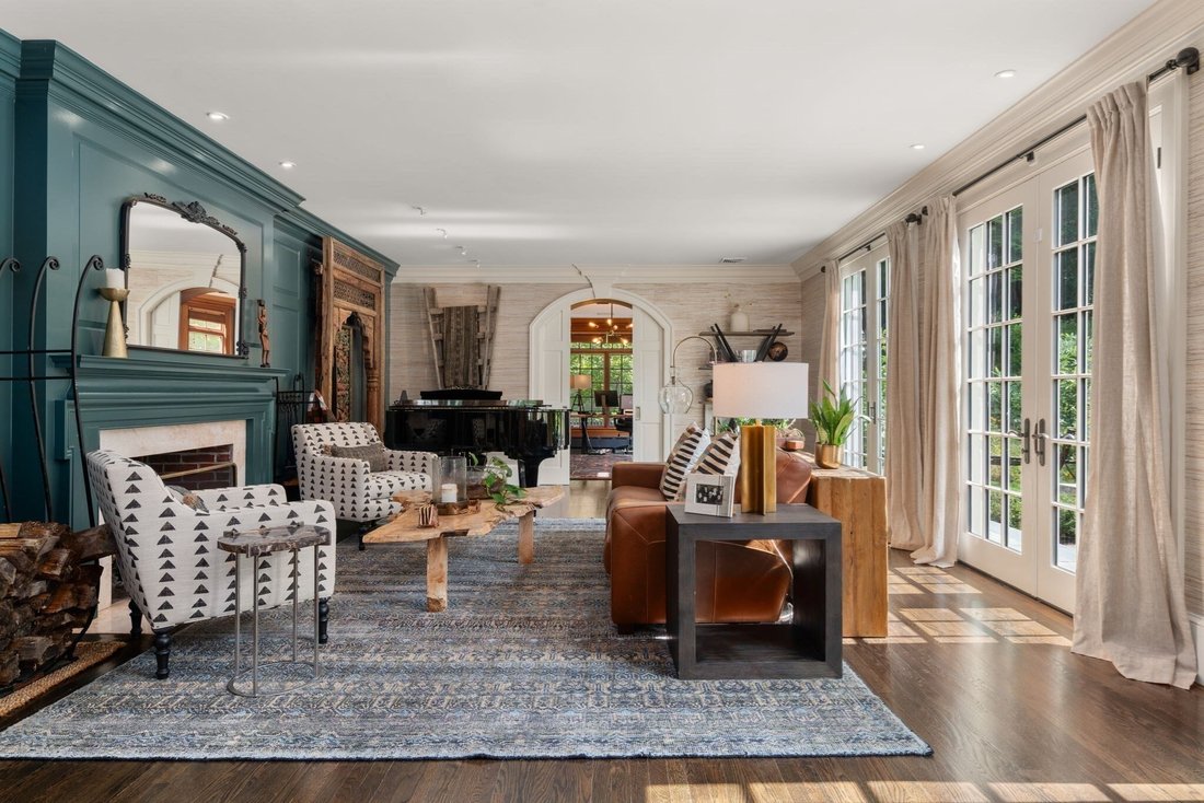 House in Wellesley, Massachusetts, United States 5 - 18930146
