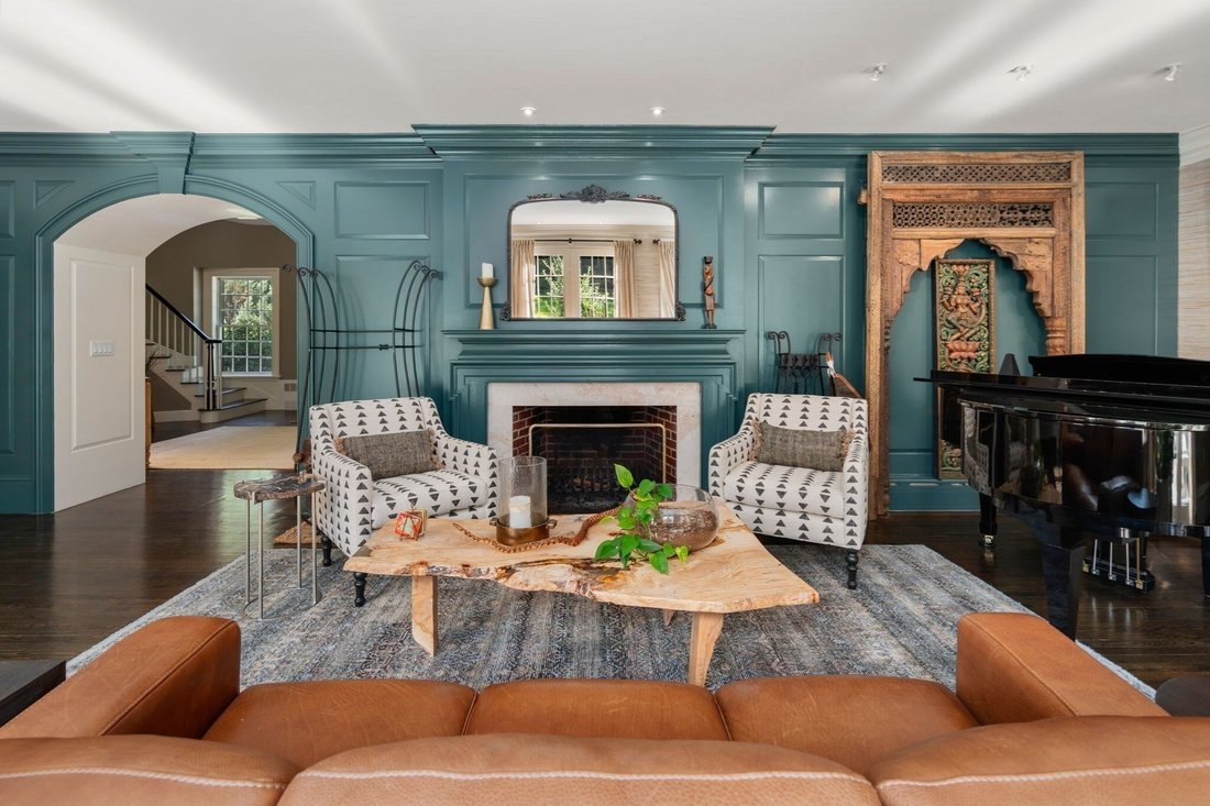 House in Wellesley, Massachusetts, United States 4 - 18930146